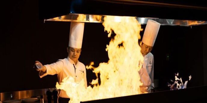 ザ・フォレストテラス熊本 料理・ケーキ2画像 1