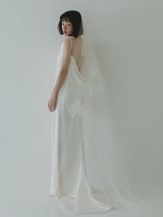 ハイダウェイ 衣裳画像 1-2