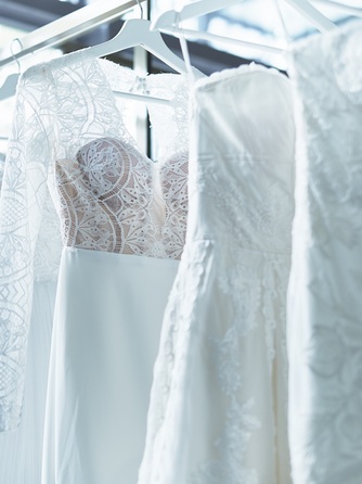 Premier WEDDING by ザ ストリングス 表参道 衣裳2画像 1-2