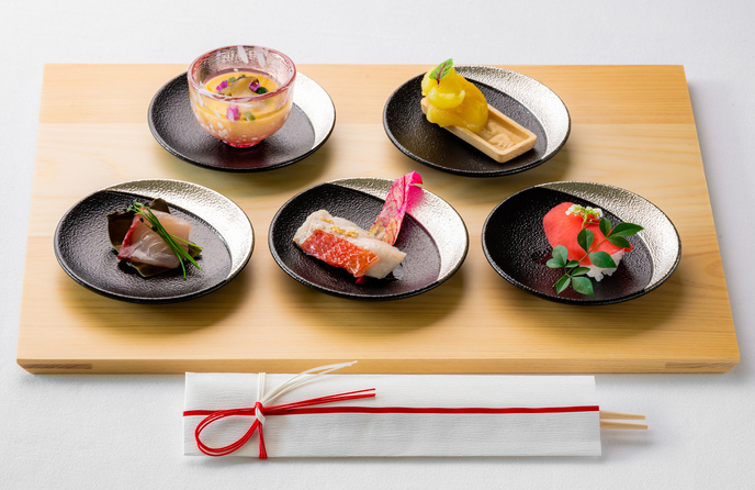 東郷神社・ルアール東郷 料理・ケーキ2画像 1