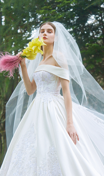 シャングリ・ラ 東京 衣裳画像 1-1