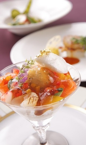 セントアクアチャペル赤坂 料理・ケーキ1画像 2-1