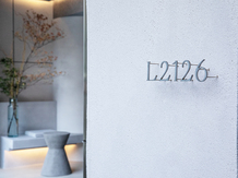 L2126 静かな水音に包まれる神秘的なチャペル画像 2-4