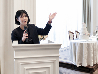 家族挙式@レストランヴェルフォンセ スタッフ画像 2-2