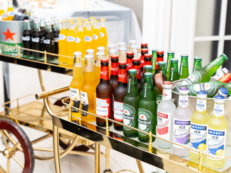 クラブ ドゥ クレール 迎賓館 自然光が降り注ぐ、開放的なパーティ会場画像 2-3