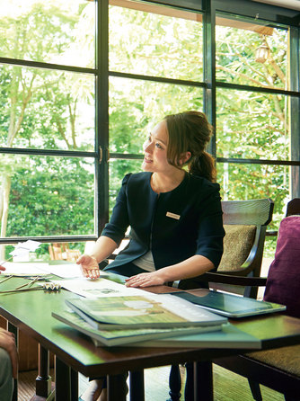 ザ・マークグランドホテル スタッフ画像 1-2