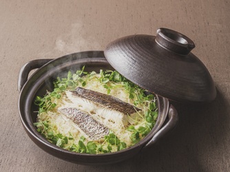 伊勢山皇大神宮 by 伊勢山ヒルズ 料理・ケーキ1画像 2-2