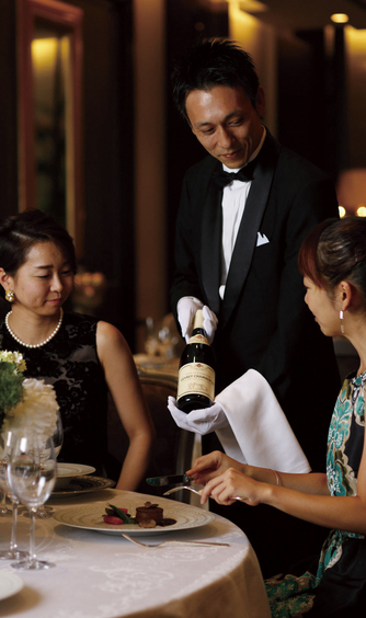 伊勢山皇大神宮 by 伊勢山ヒルズ 料理・ケーキ2画像 2-1