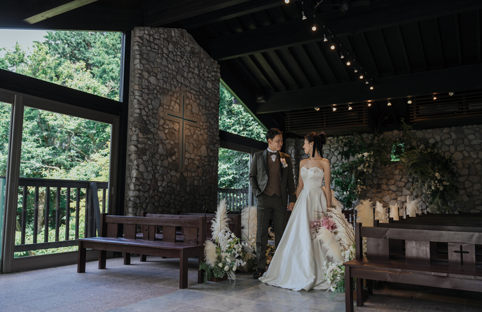 天空の桝水高原教会 チャペル(四季の教会)画像 1