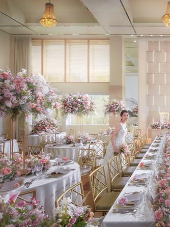 少人数専門会場 グラーティアチャペル~縁~ 天井高8メートル 開放感溢れる会場画像 1-1