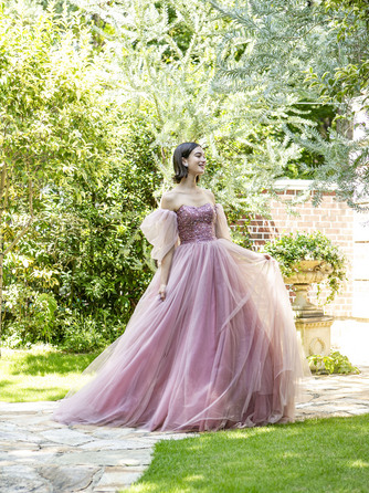 RESTAURANT THE SHAMBLES 衣裳画像 2-2