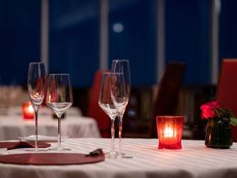 GRADATIONS 地上200mの絶景と美食が楽しめる贅沢空間画像 2-3