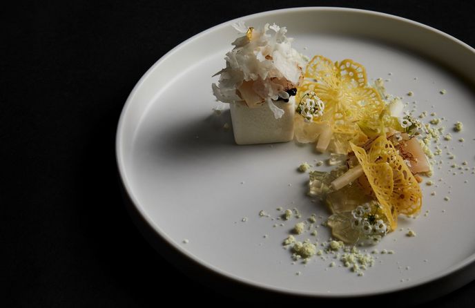 une osaka(ユヌ 大阪) 料理・ケーキ1画像 1