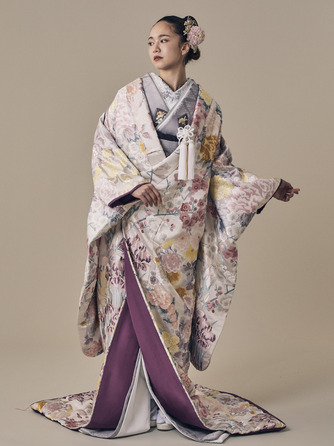 赤坂氷川神社/クチュールナオコ銀座店 衣裳1画像 1-1