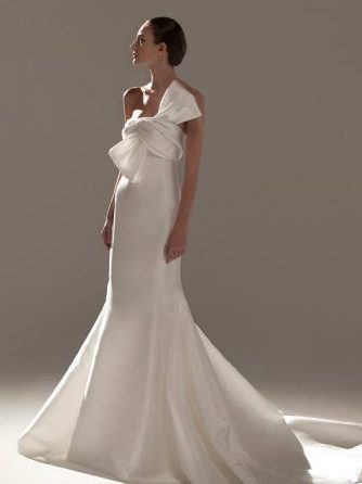 フェアモント東京 衣裳画像 1-1