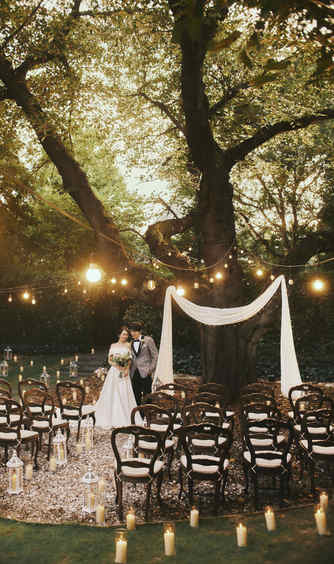 【少人数】ラ・クラリエール セレモニースペース(樹齢100年以上の桜の樹/木の温もり)画像 2-1