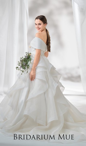 Pacific Garden 品川(パシフィックガーデン) 衣裳画像 2-1