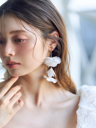 THE SURF SEASIDE TERRACE(ザ・サーフ シーサイドテラス) 衣裳画像 1-2