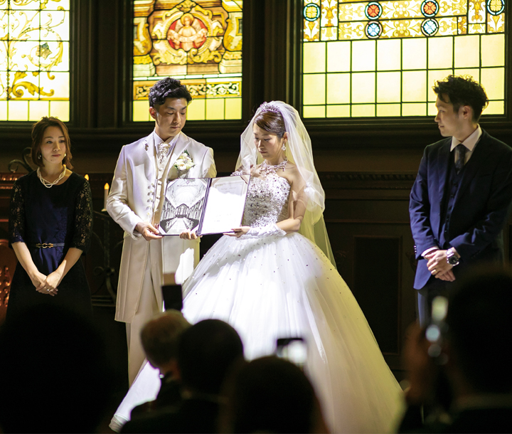 結婚式実例in熊本県 妹 弟の隣で誓いを立てて 父母のような夫婦になります ゼクシィ