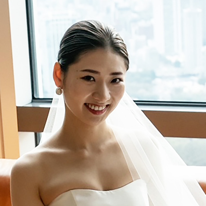 結婚式　花嫁　前髪なし　オールバック