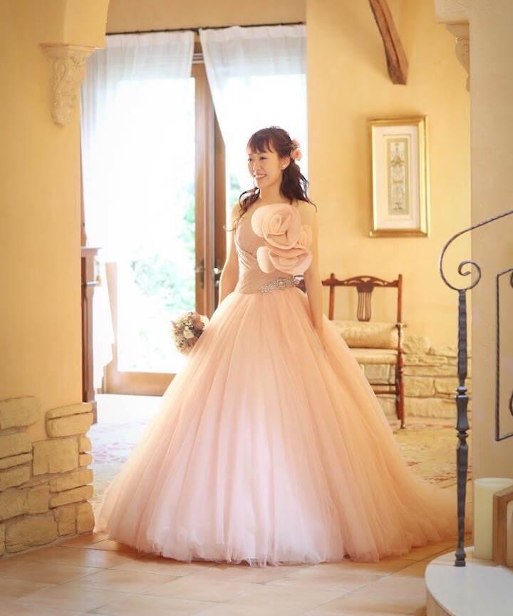 大人花嫁のピンクドレスSNAP＃８「決め手は○○でした」｜ゼクシィ