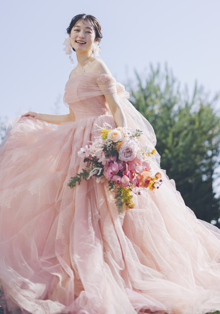 ピンクのドレス