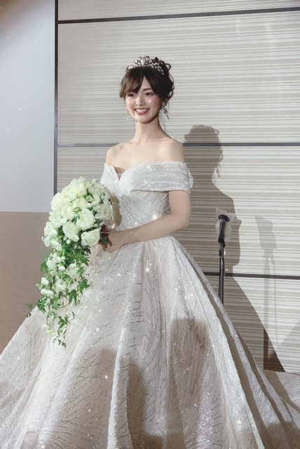 ウェディングドレス グリッター ラメ 結婚式 前撮り - ウェディング