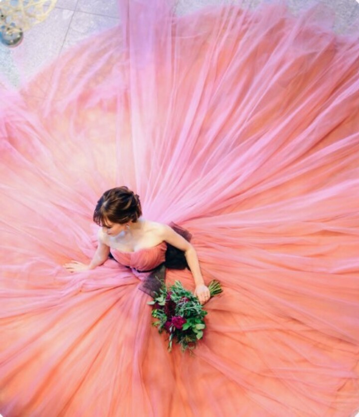 ピンク　ウエディングドレス