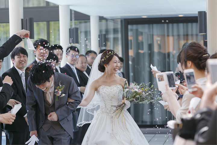 【結婚式レポートin広島県】全員で作ったケーキにみんなの思いを感じます