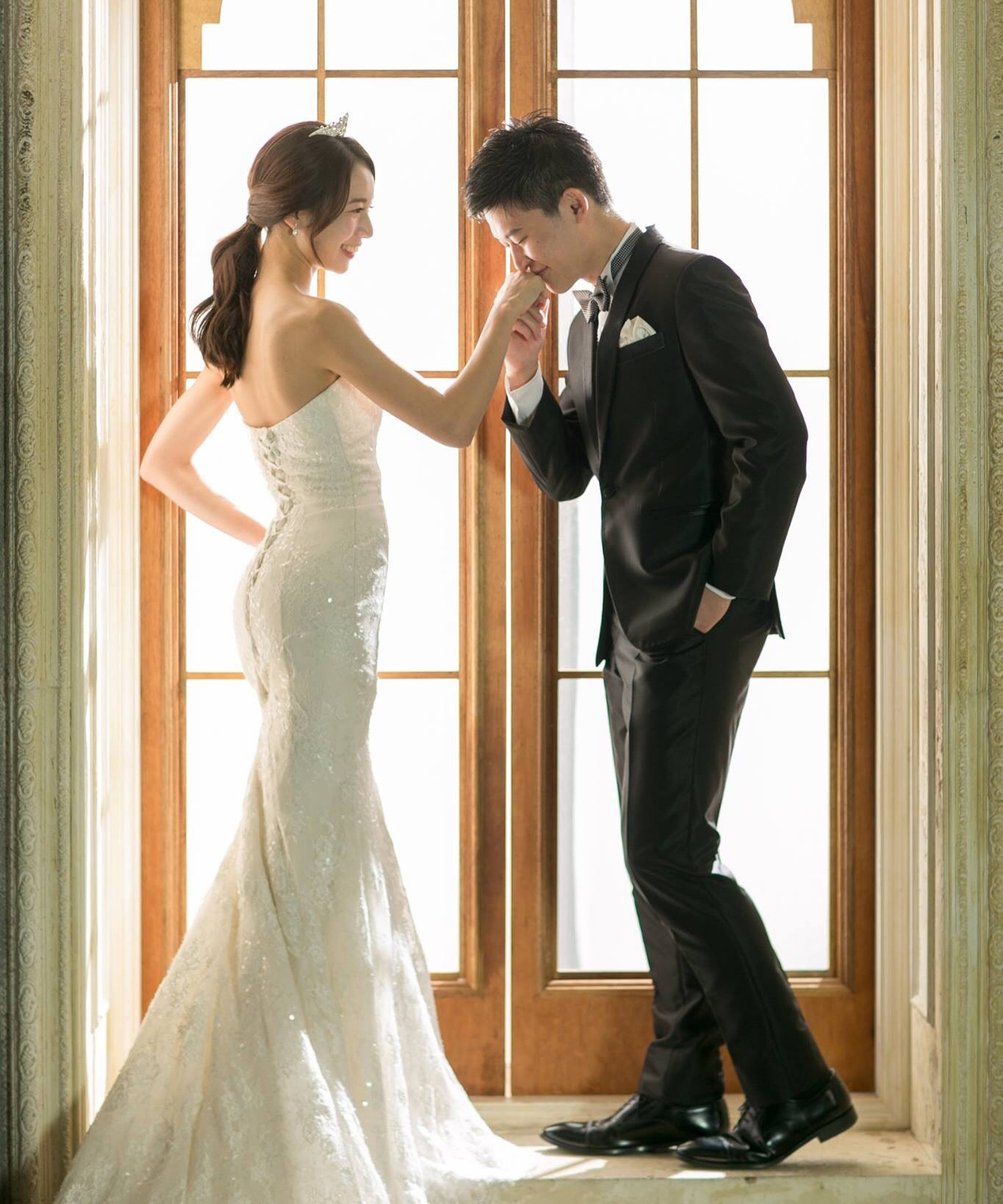 韓国風サテン半袖シンプルウェディングドレス結婚式二次会前撮りドレス F224演奏会ドレス