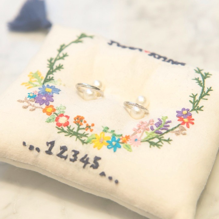 ハンドメイド　刺繍リングピローリングピロー