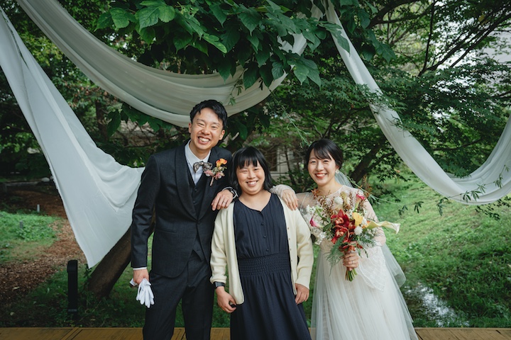 新郎新婦と記念撮影