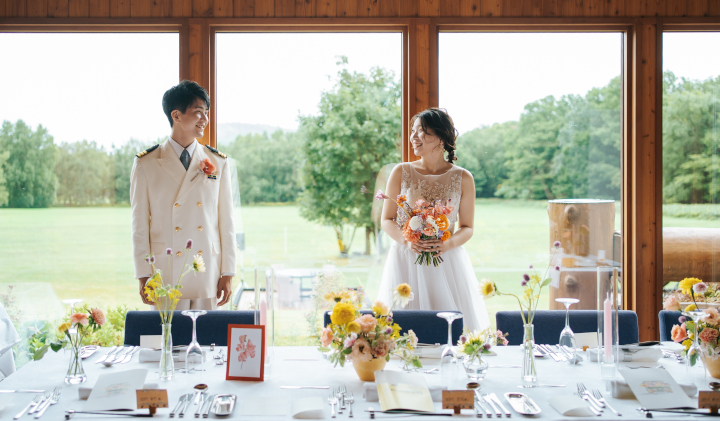 “やわらかく優しい空間づくり”をテーマにこだわった装花