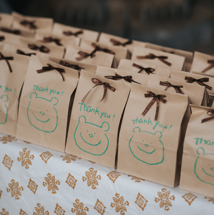 お見送りのプチギフトのイラストもDIY