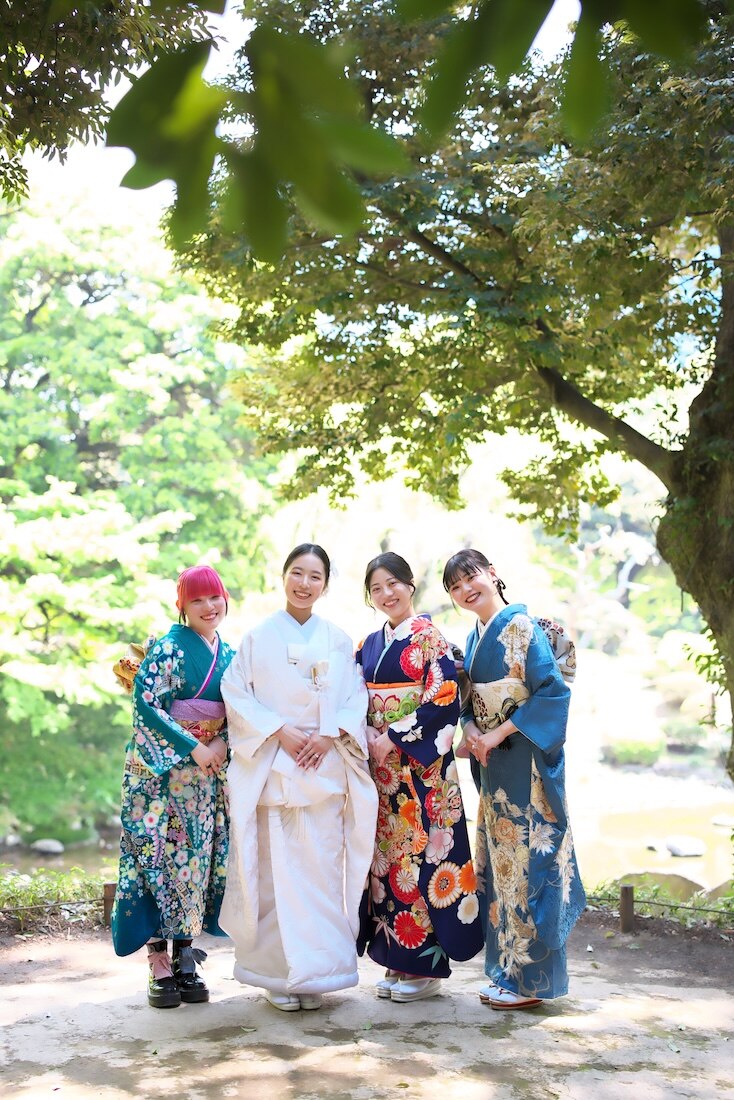 花嫁と友人たち